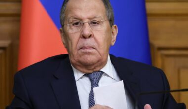 Italijos dienraštis atsisakė publikuoti interviu su Lavrovu