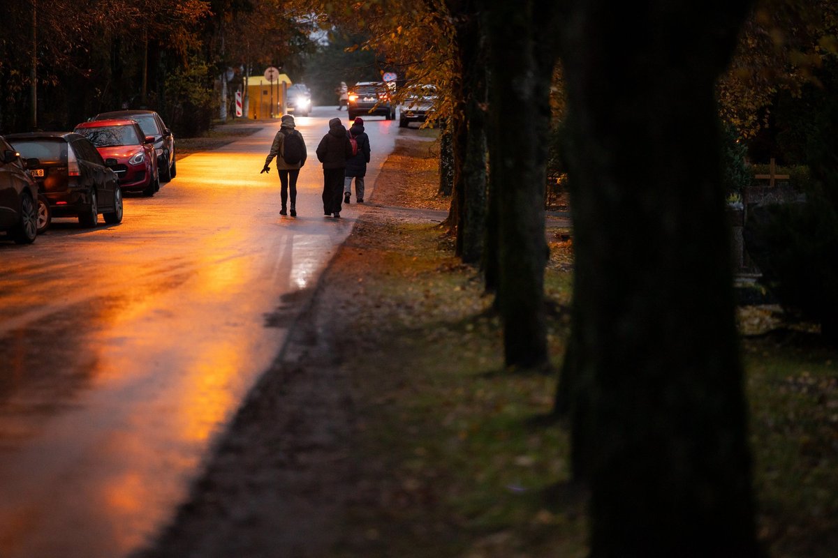 Visų Šventųjų ir Vėlinių dienomis policija dirbs sustiprintu režimu, prie kapinių reguliuos eismą