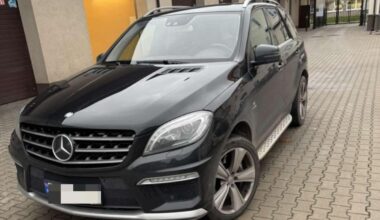 Norvegų policijos ieškomą „Mercedes“ pasieniečiai aptiko daugiabučio namo kieme