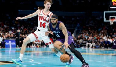 Buzelis produktyviai išnaudojo savo laiką, tačiau „Bulls“ krito Šarlotėje - Delfi