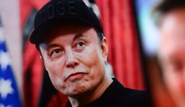 JAV tyliai nutraukė veiklą Musko vadovautas DOGE