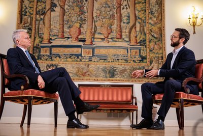 Gitanas Nausėda, Benas Brunalas