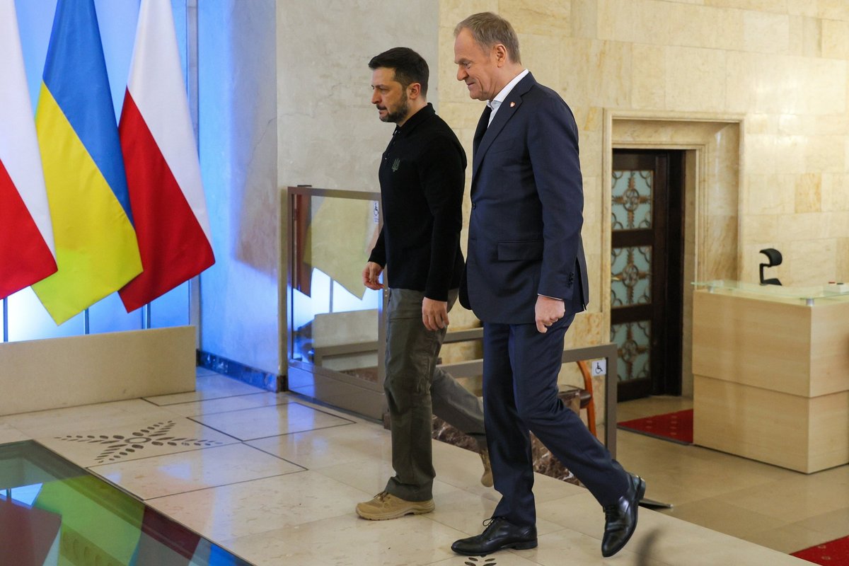 Lenkijos premjeras: nauji korupcijos skandalai gali apsunkinti solidarumą su Ukraina