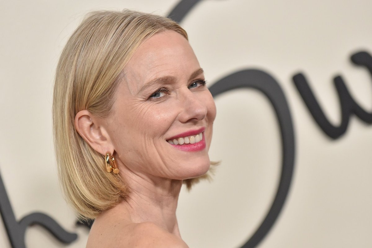 Naomi Watts atvirai apie menopauzę ir gėdą moterims