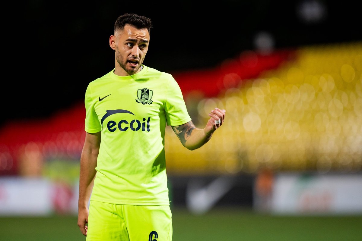 Pirmasis mūšis dėl vietos A lygoje baigėsi lygiosiomis