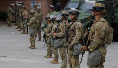 Žiniasklaida: dalis Nacionalinės gvardijos karių traukiasi iš Čikagos ir Portlando