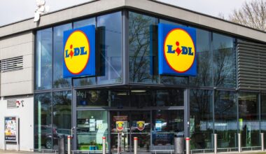 „Lidl“ parduotuvių darbo laikas per Kalėdas ir Naujuosius