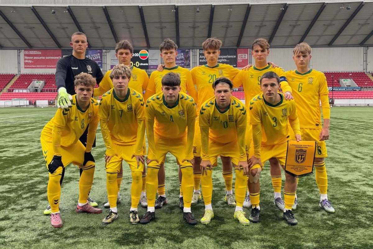 Lietuvos vaikinų U17 rinktinė įveikė Angliją