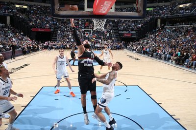 Jonas Valančiūnas mače prieš „Grizzlies“