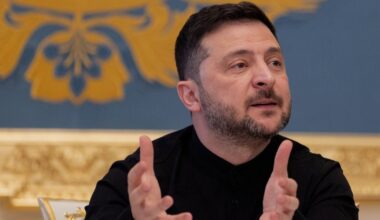 Zelenskį purto skandalai: štai kuo kaltinama ukrainiečių prezidentūra - tv3.lt