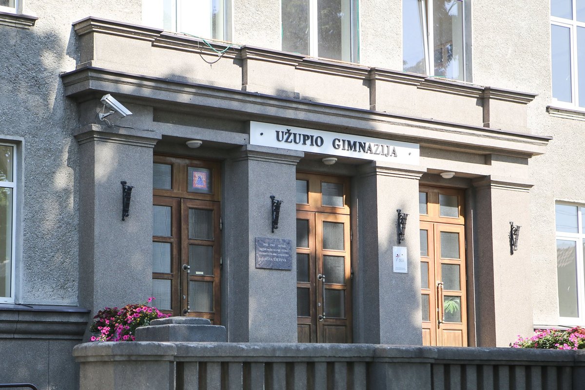 Sukilo populiarios sostinės gimnazijos mokytojai