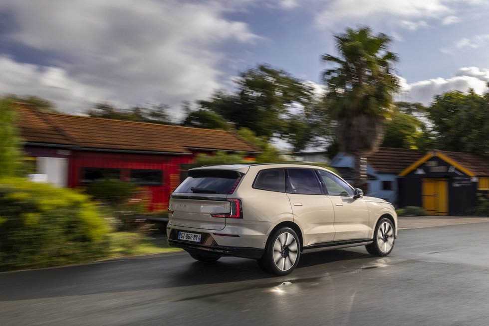 Volvo EX90 (nuotr. gamintojo)