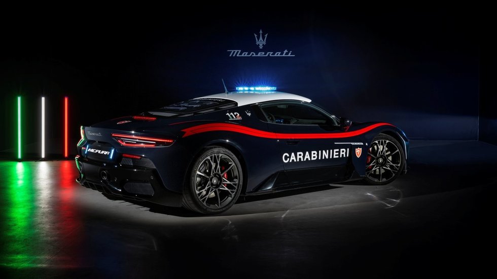 Policijos reikmėms skirtas „Maserati MCPura“ (nuotr. gamintojo)