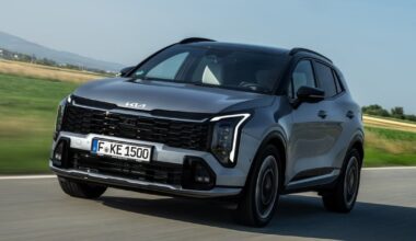„Lietuvos metų automobilis 2026“ dalyvis: šalies vairuotojų pamėgtas „Kia Sportage“