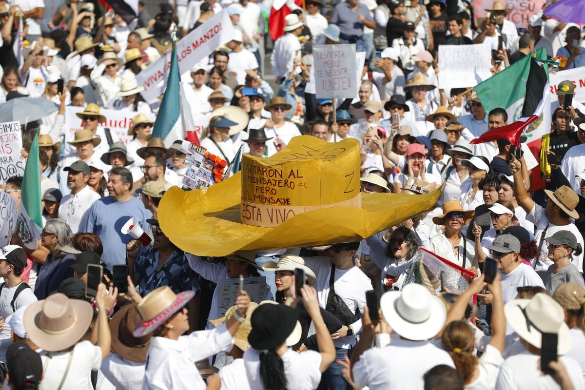 Meksike protestuose prieš nusikalstamumą sužeisti 120 žmonių