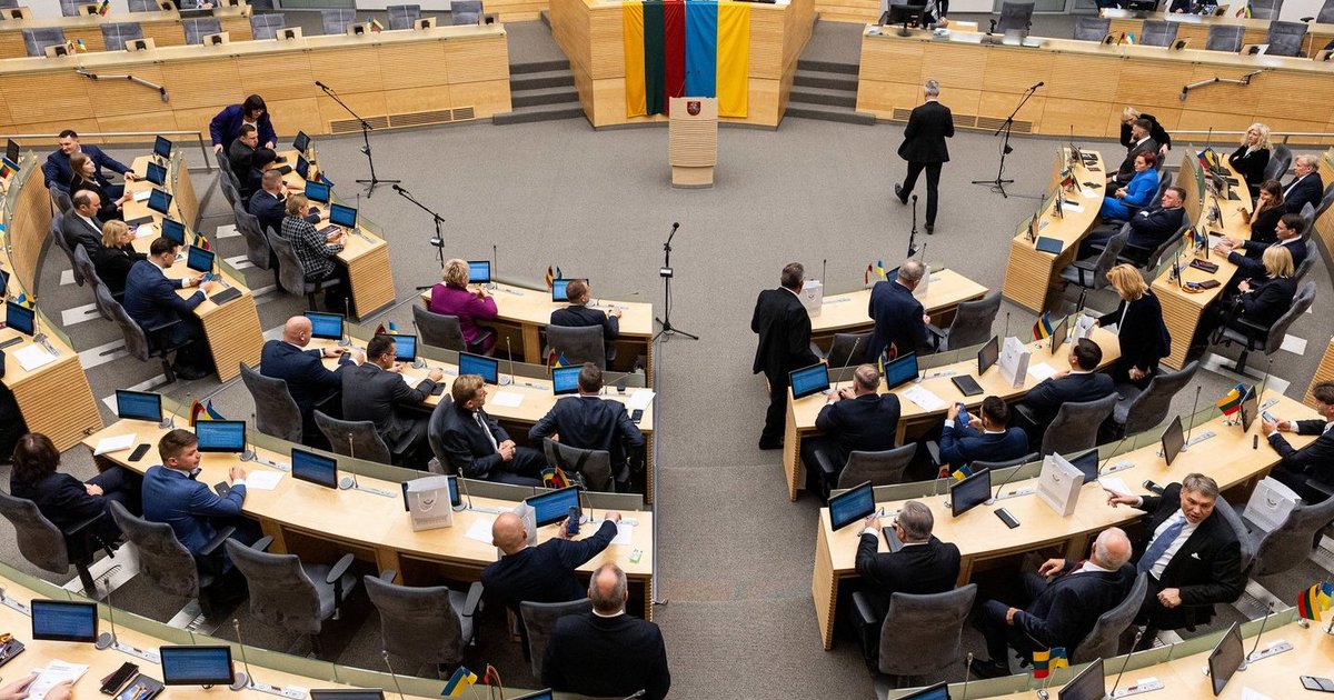 Pasakė, kiek Seimo narių ketina pasitraukti iš II pensijų pakopos