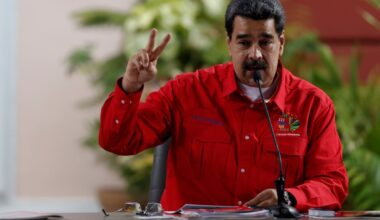 Venesuela paprašė Rusijos pagalbos „karo grėsmės akivaizdoje“