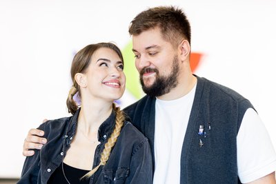 Ieva Juozapaitytė, Dainotas Varnas