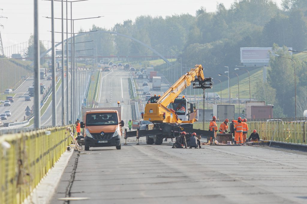 Pradedamas ketvirtojo tilto per Nerį ir Jonavos gatvės viaduko remontas – Kas vyksta Kaune