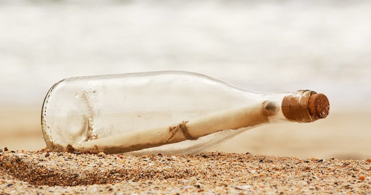 Žemėje rasta žinutė butelyje pribloškė net specialistus: štai kas joje parašyta