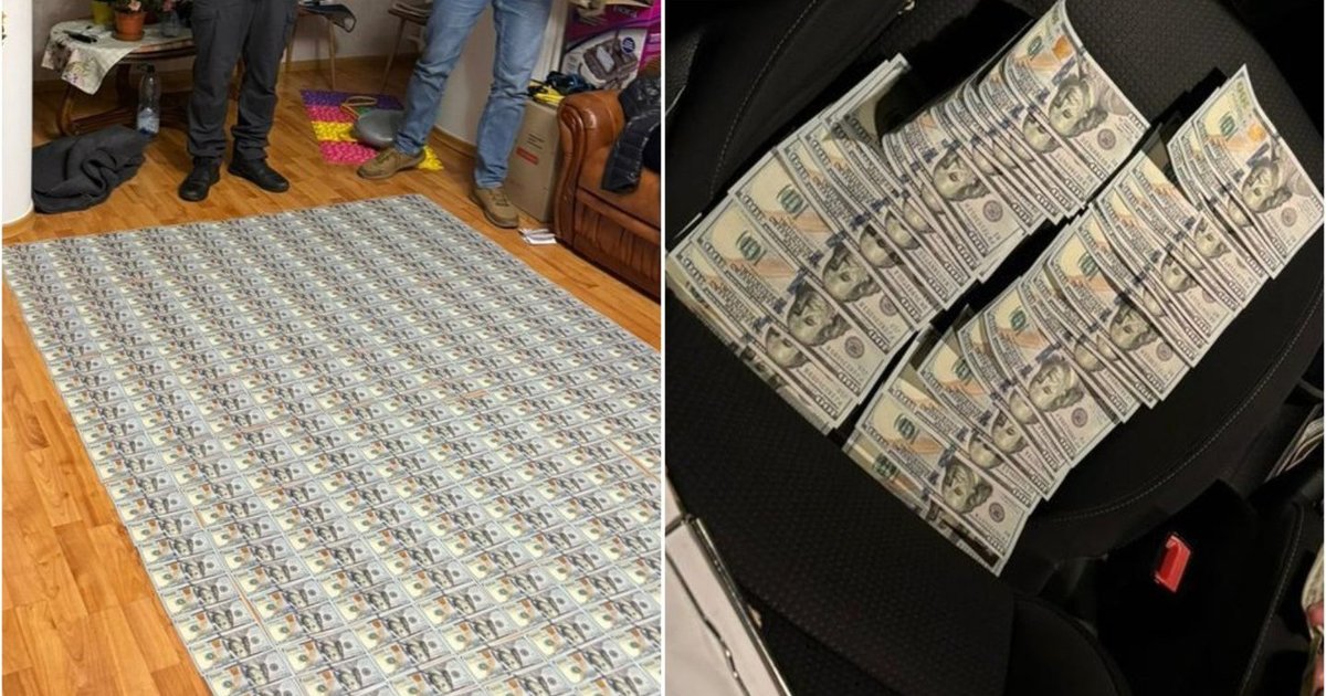 Ukrainos policininkai pelnėsi iš karo: kratų metu aptikta didžiulė pinigų suma