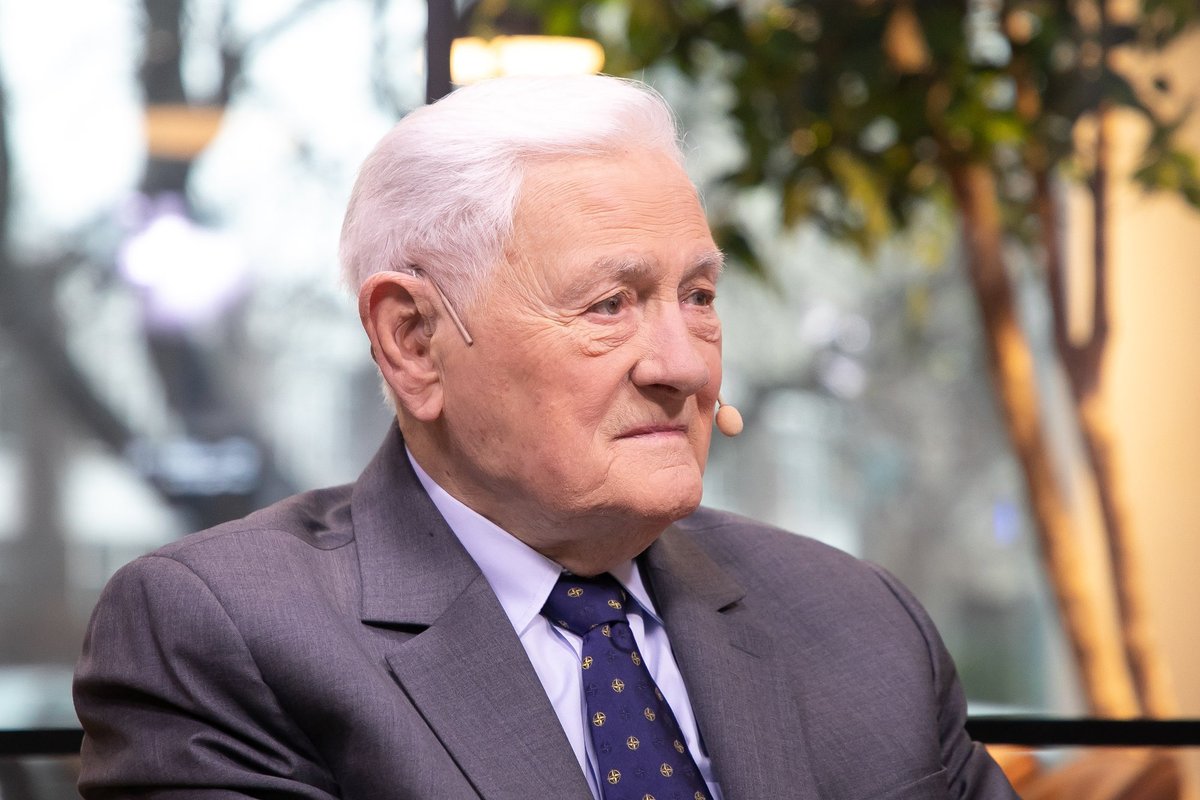 Valdas Adamkus švenčia 99-ąjį gimtadienį