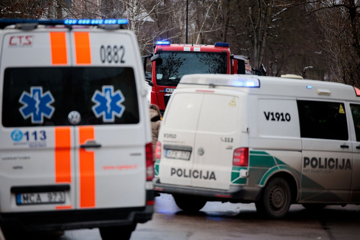 Rajonuose ūkininkai gelbėjo į bėdą patekusias tarnybas