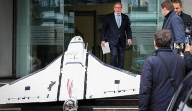 Moldova parodė nukritusį Rusijos droną ir iškvietė ambasadorių