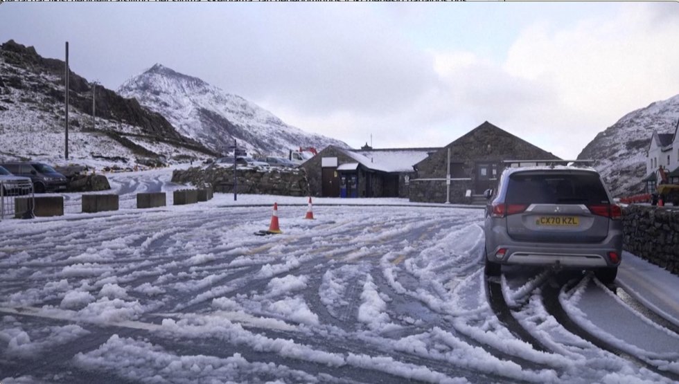 Pamatykite: šiuose kraštuose jau iškrito sniegas ir žada stiprų šaltį (nuotr. stop kadras)
