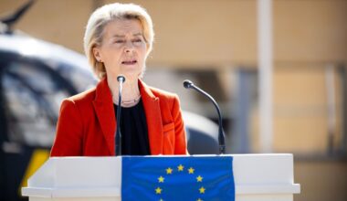 EK vadovė: Rusijos turto panaudojimas – geriausias būdas finansuoti Ukrainą