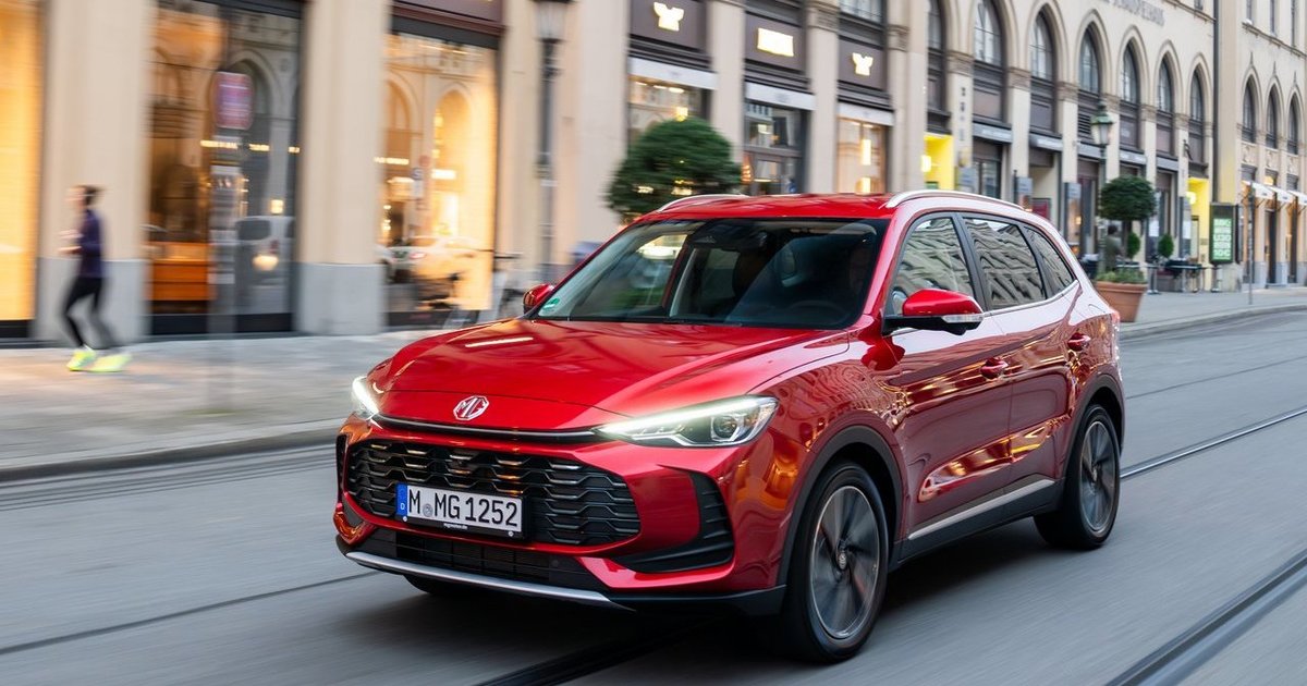 „Lietuvos metų automobilis 2026“ dalyvis: hibridinis „MG ZS“ krosoveris