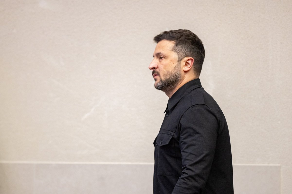 Zelenskis įvedė sankcijų savo buvusiam bendražygiui