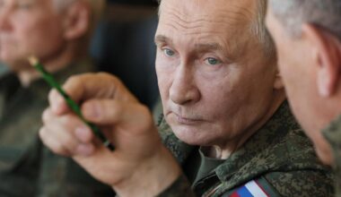 Konfidencialiame NATO dokumente analizuojami nauji Putino ginklai