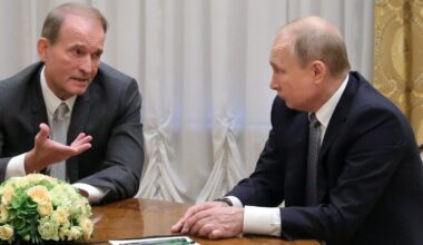 Karas Ukrainoje. Putino sąjungininkas Medvedčukas patvirtino Kremliaus tikslus