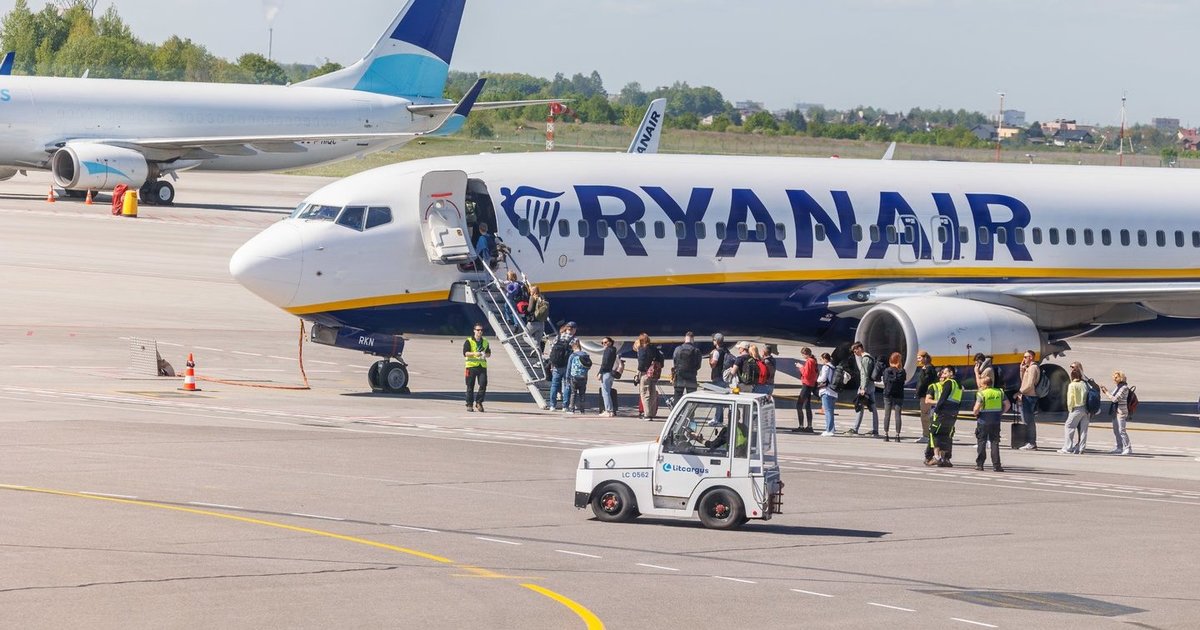 „Ryanair“ skubiai perspėja visus keleivius: nuo dabar keičiasi taisyklės, kaip įleis į lėktuvą