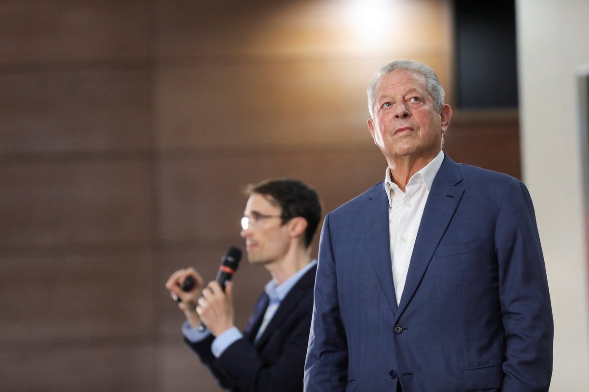 Buvęs JAV viceprezidentas: žmonės su dangumi elgiasi kaip su kanalizacija