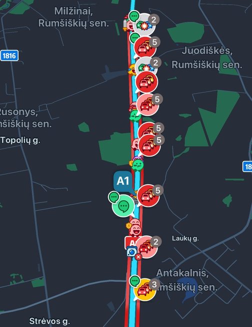 Masinė avarija kelyje Vilnius–Kaunas: uždarytas eismas