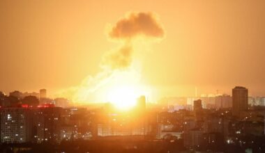 Karas Ukrainoje. Intensyvėjančių kovų fone – Ukrainos prašymas JAV: įvardijo, kas gali sustabdyti Rusijos puolimą