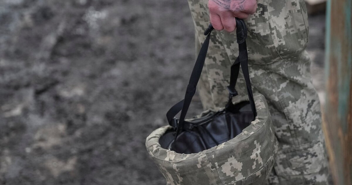 Žiniasklaida: ukrainiečių apdovanojimų ceremonijos metu smogė rusų raketa, žuvo elitiniai Ukrainos kariai