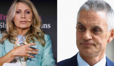 Po dokumentinio filmo apie Trumpą atsistatydina du BBC vadovai