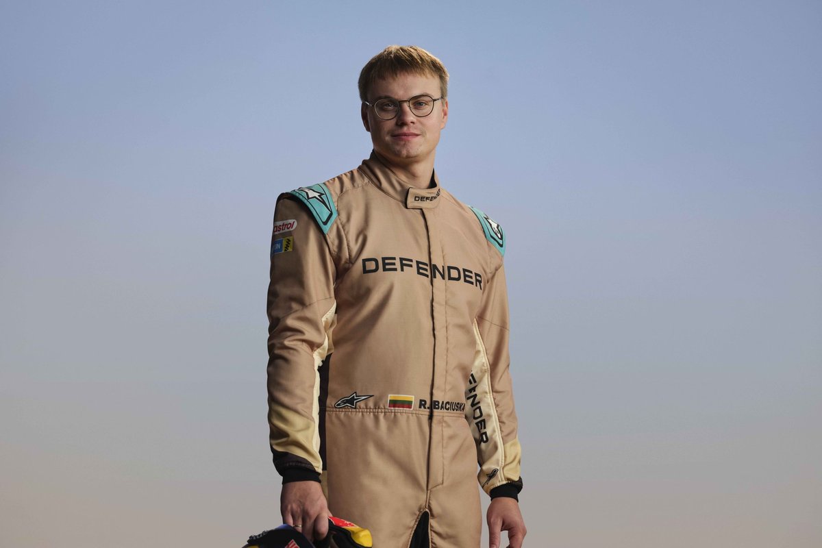 Rokas Baciuška pristatė automobilį, kuriuo kovos Dakare