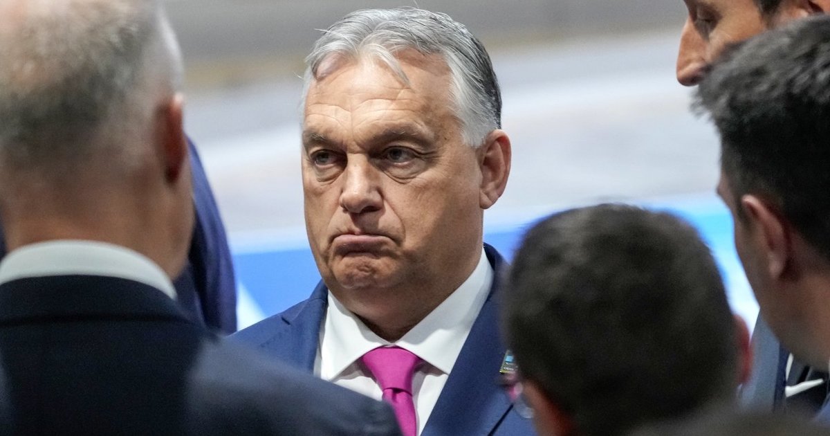 „Bloomberg“: Viktoras Orbanas ruošiasi krizei