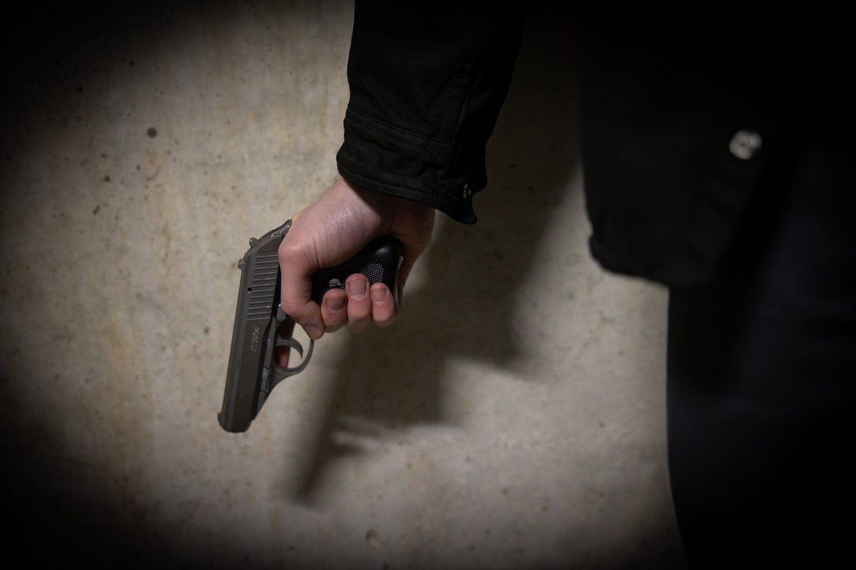 Turgavietėje Klaipėdoje dingo rankinė, kurioje buvo pistoletas