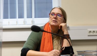 Į teismą neatvykusiai Švenčionienei skirta 500 eurų bauda