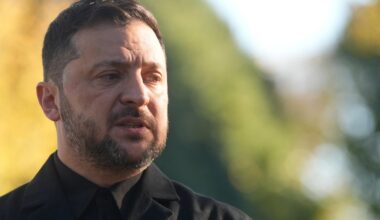 Zelenskis žada pertvarkas į korupcijos skandalą patekusiose energetikos įmonėse