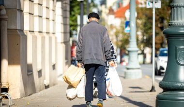 Estijoje ilginamas pensinis amžius - Delfi verslas