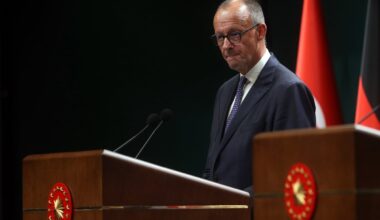 Merzas: sirų pabėgėliai turi grįžti namo