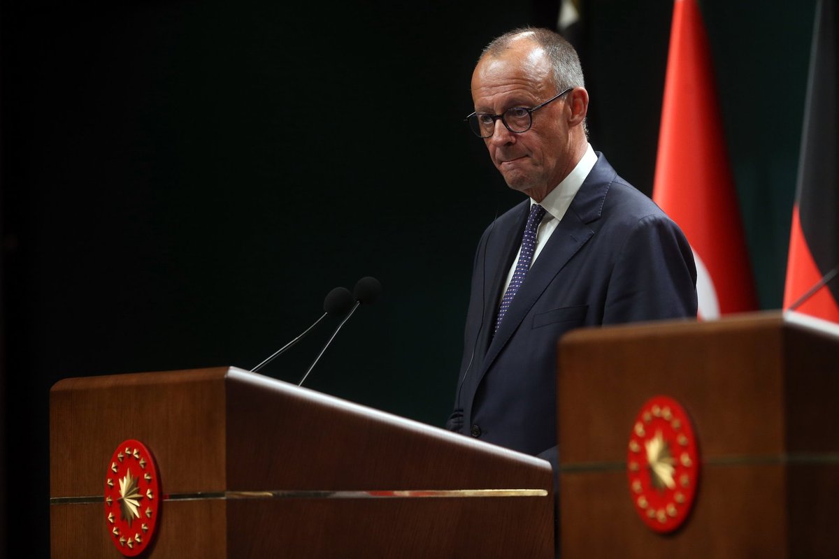 Merzas: sirų pabėgėliai turi grįžti namo