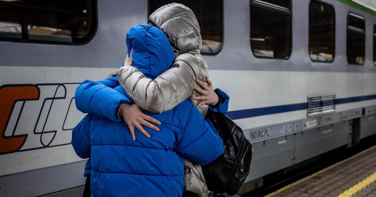 Artėjant žiemai Zelenskis ukrainiečiams siūlo nemokamas keliones traukiniu