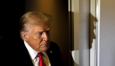 „Kyiv Post“: JAV keičia toną dėl Ukrainos – sąjungininkai baiminasi, kad tai dovana Rusijai